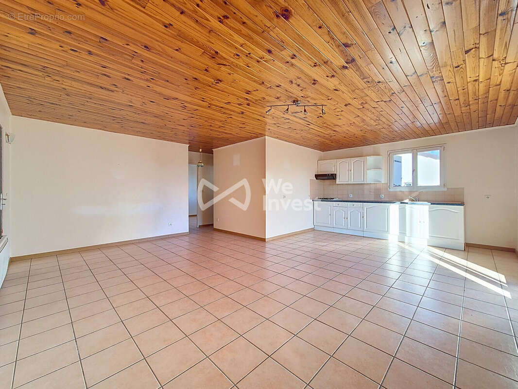 Maison à PRADES-SALARS