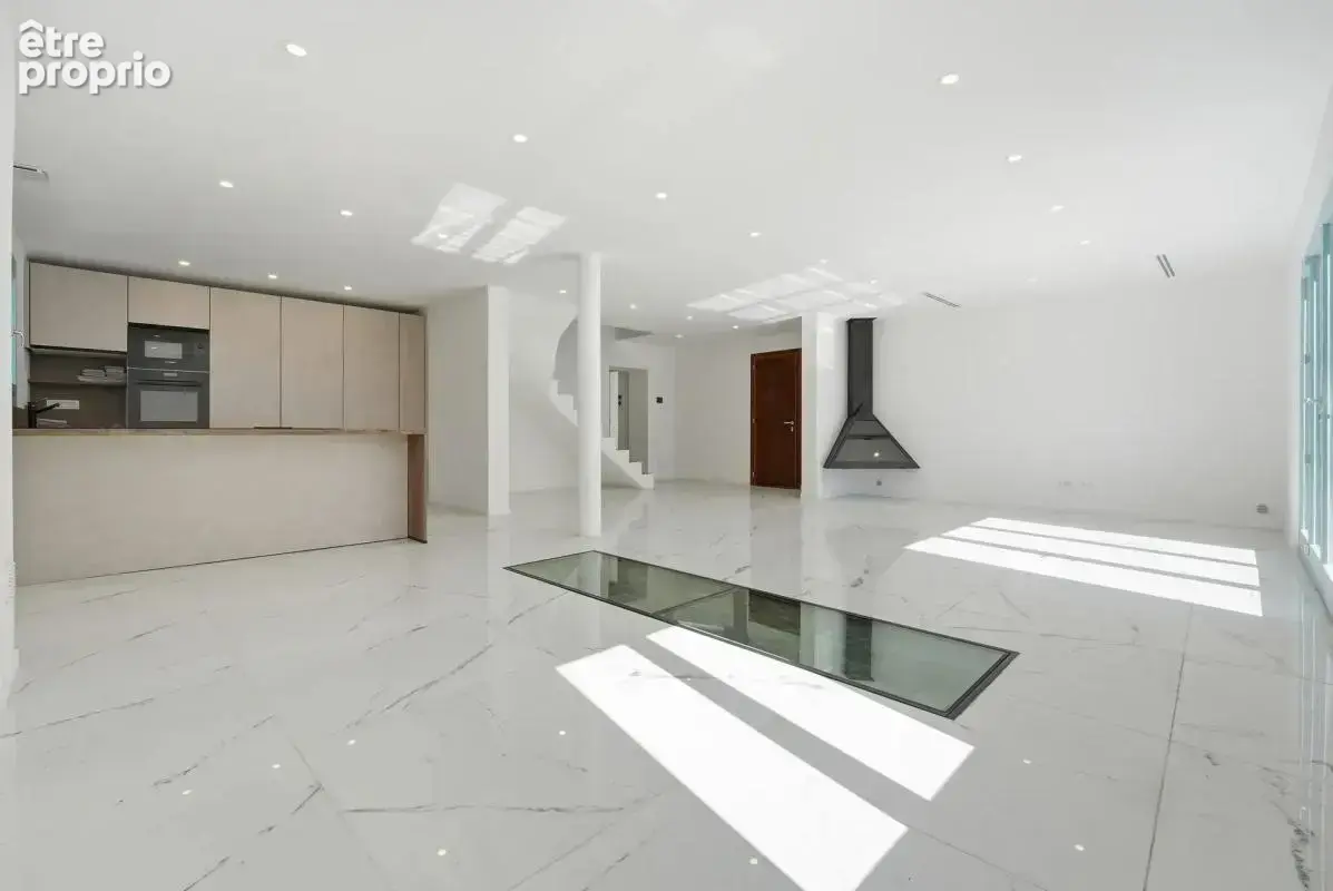 Maison de 4 pièces d'environ 120  à Cagnes-sur-Mer - photo 3