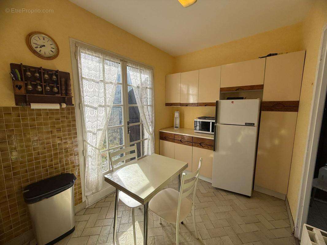 Maison 97 m² à Dournazac  - photo 4