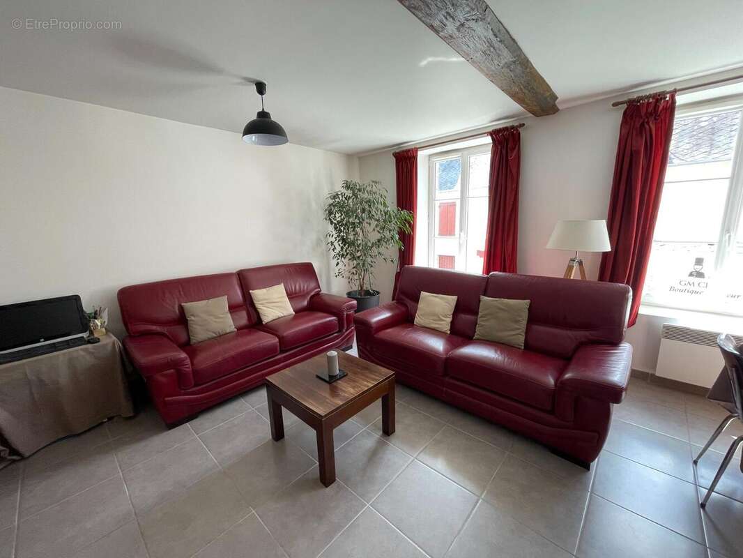 Photo 6 - Commerce à VITRY-AUX-LOGES