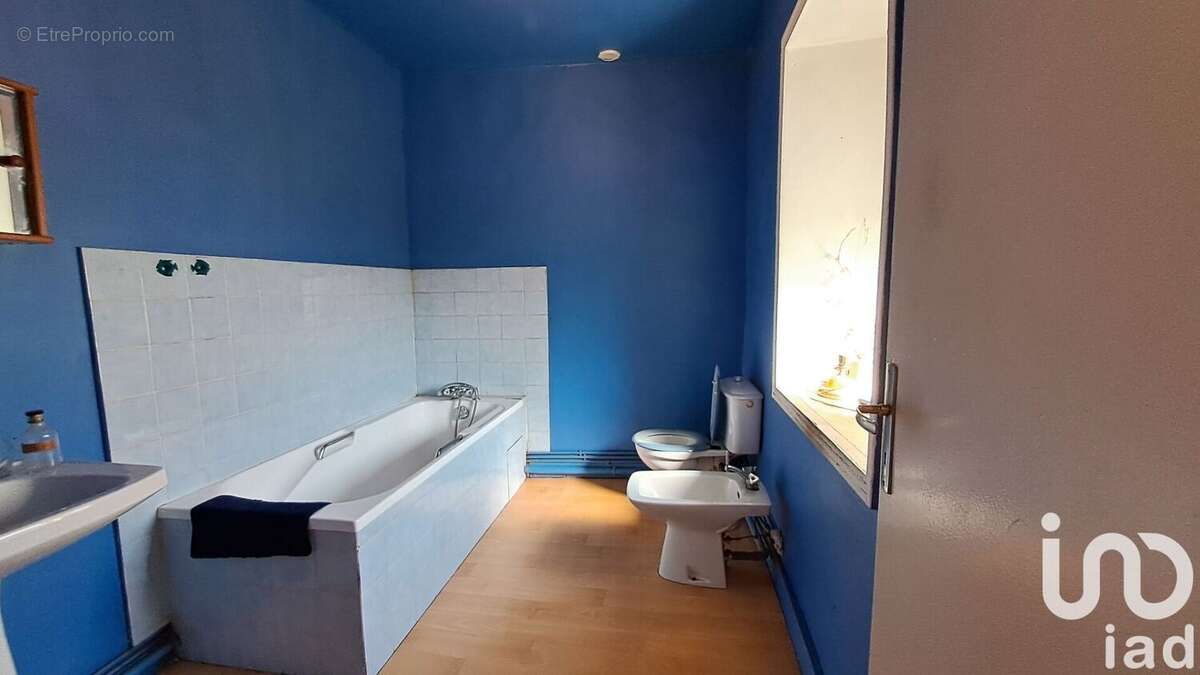 Photo 6 - Maison à LA ROCHE-DERRIEN