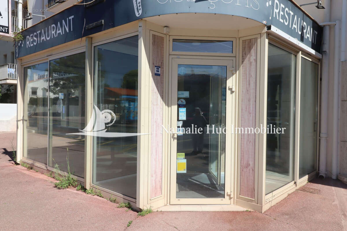 Commerce 109 m² à Saint-Nazaire  - photo 3