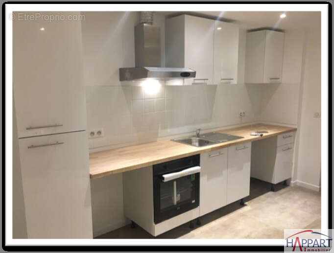 Appartement à DAMMARIE-LES-LYS