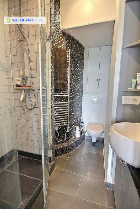 Appartement à PARIS-18E