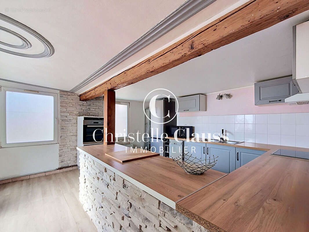 Maison  7 pièce(s) 186.35m² - photo 8