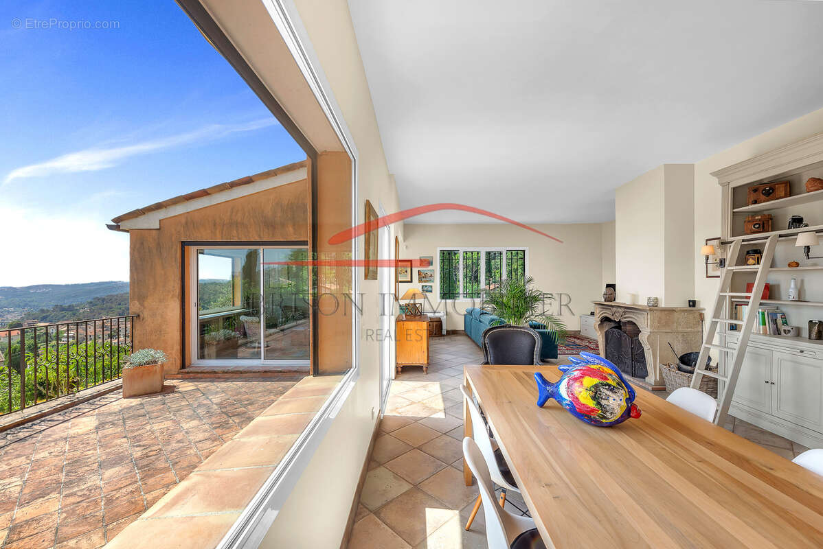 Maison à LA COLLE-SUR-LOUP