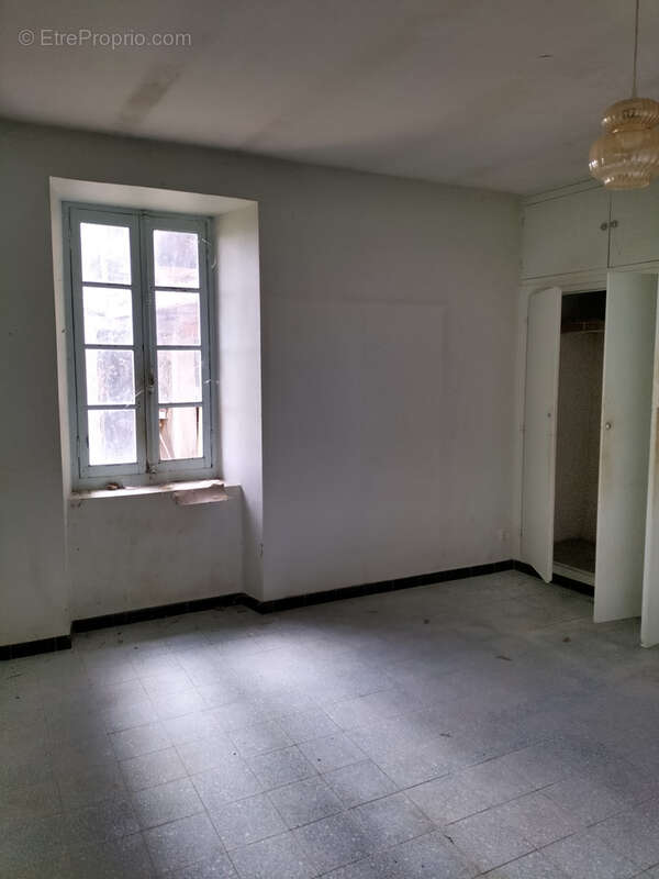 Maison à SAUVETERRE