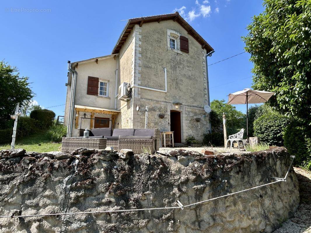 Maison à MAUPREVOIR