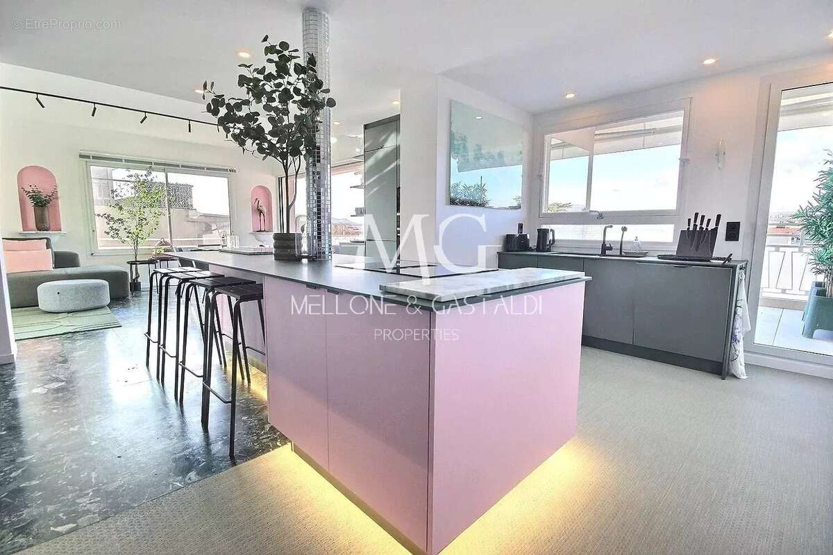 Cannes pointe croisette - 4p toit terrasse - parking - photo 19
