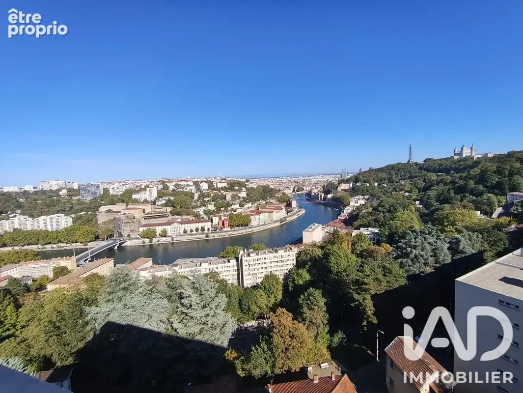 Photo 1 - Appartement à LYON-9E