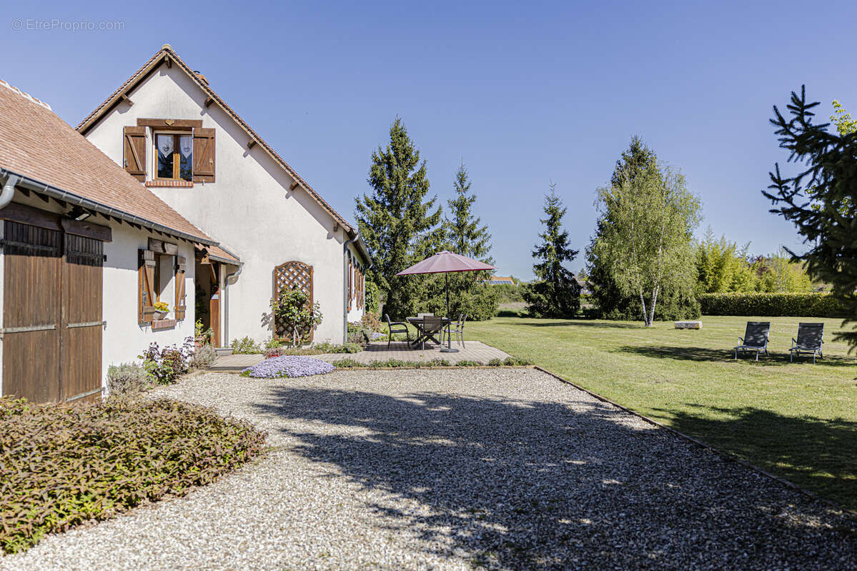 Maison à CHAON