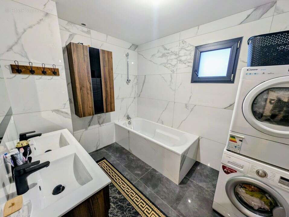 Maison à LA RAVOIRE