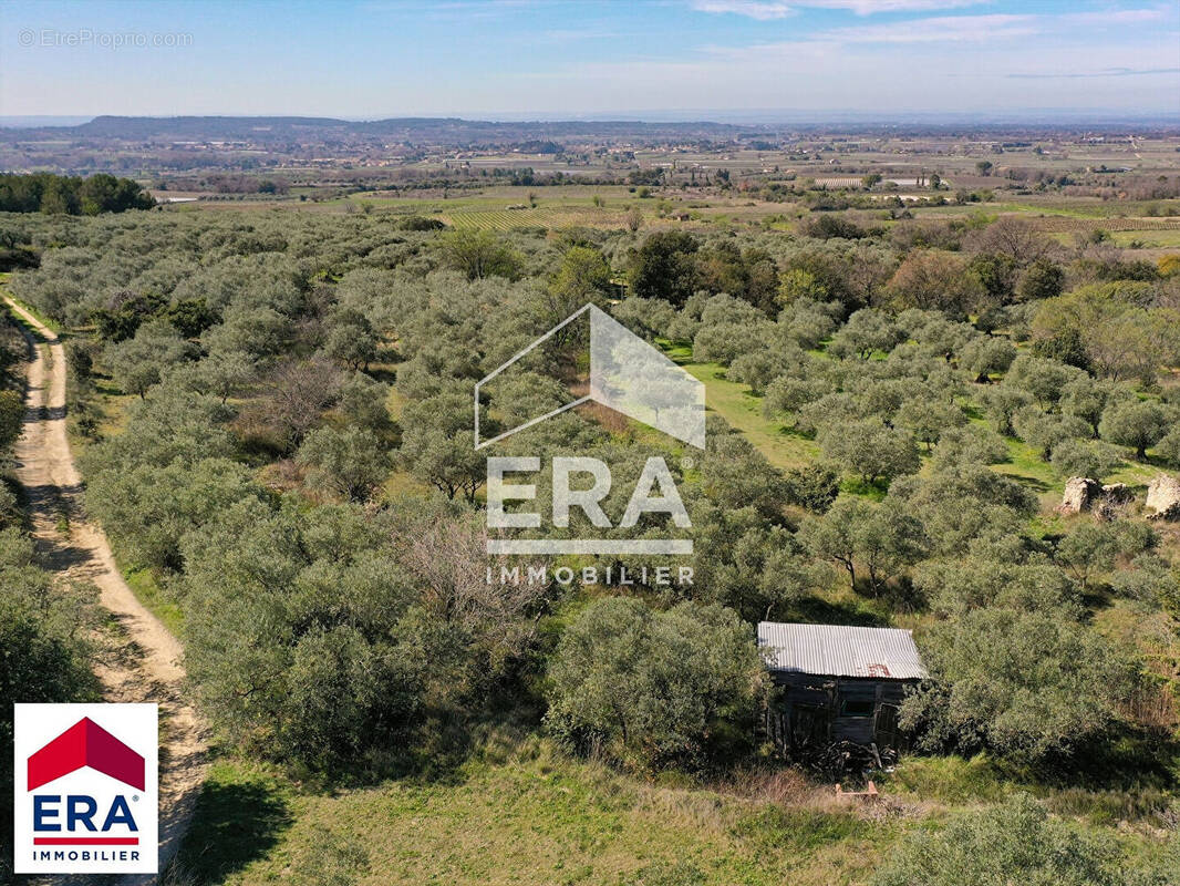 Terrain à MORMOIRON