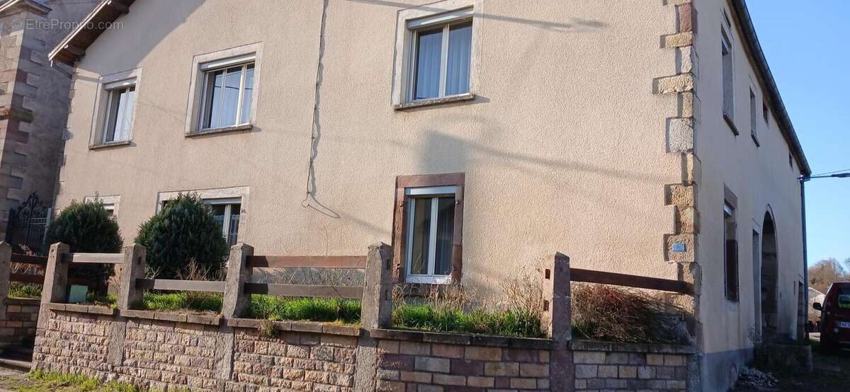Maison à VILLERS-LES-LUXEUIL