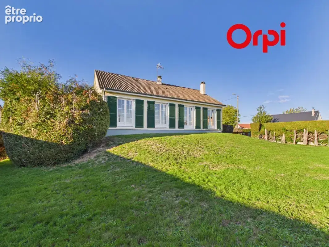 À Menneval, une maison pleine de potentiel à découvrir ! - photo 18