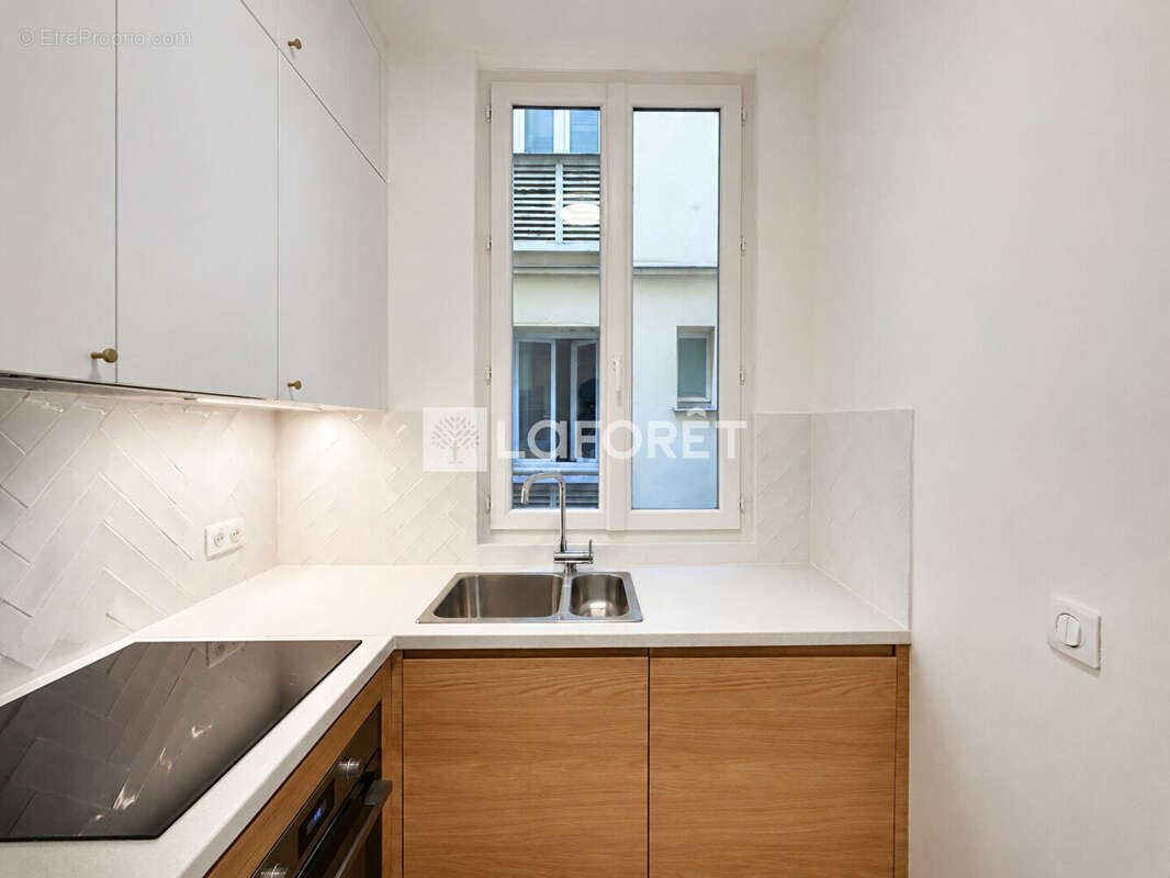 2 pièces rénové avec balcon, et climatisation - Paris 16ème. - photo 6