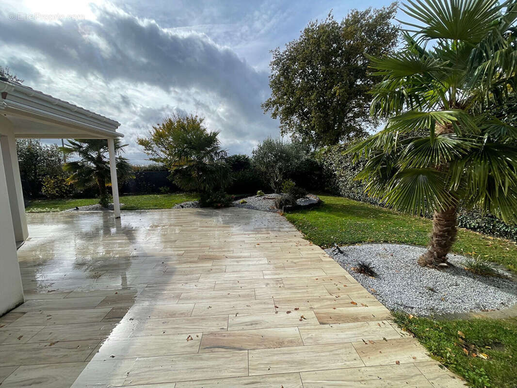 Maison à SAINT-CHRISTOPHE-DU-BOIS