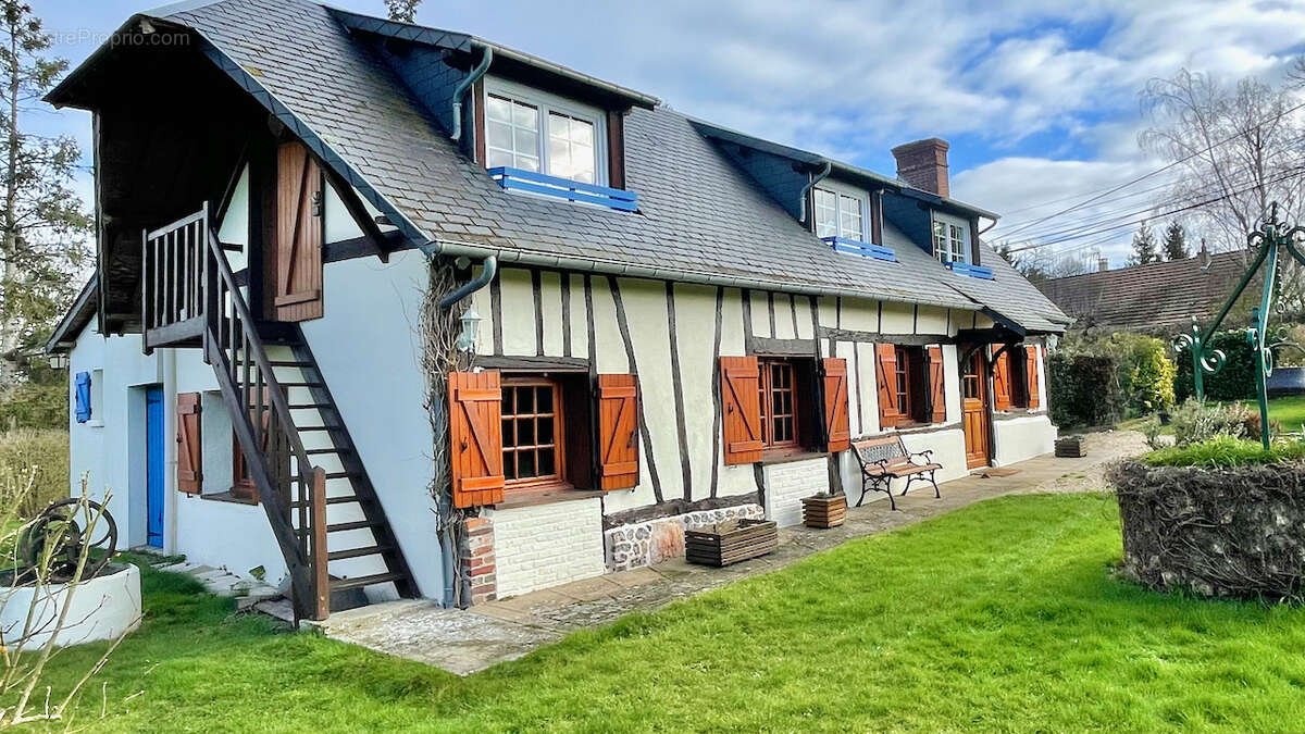 Maison à LA HOUSSAYE