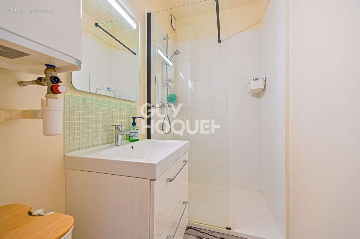 Appartement à PARIS-12E
