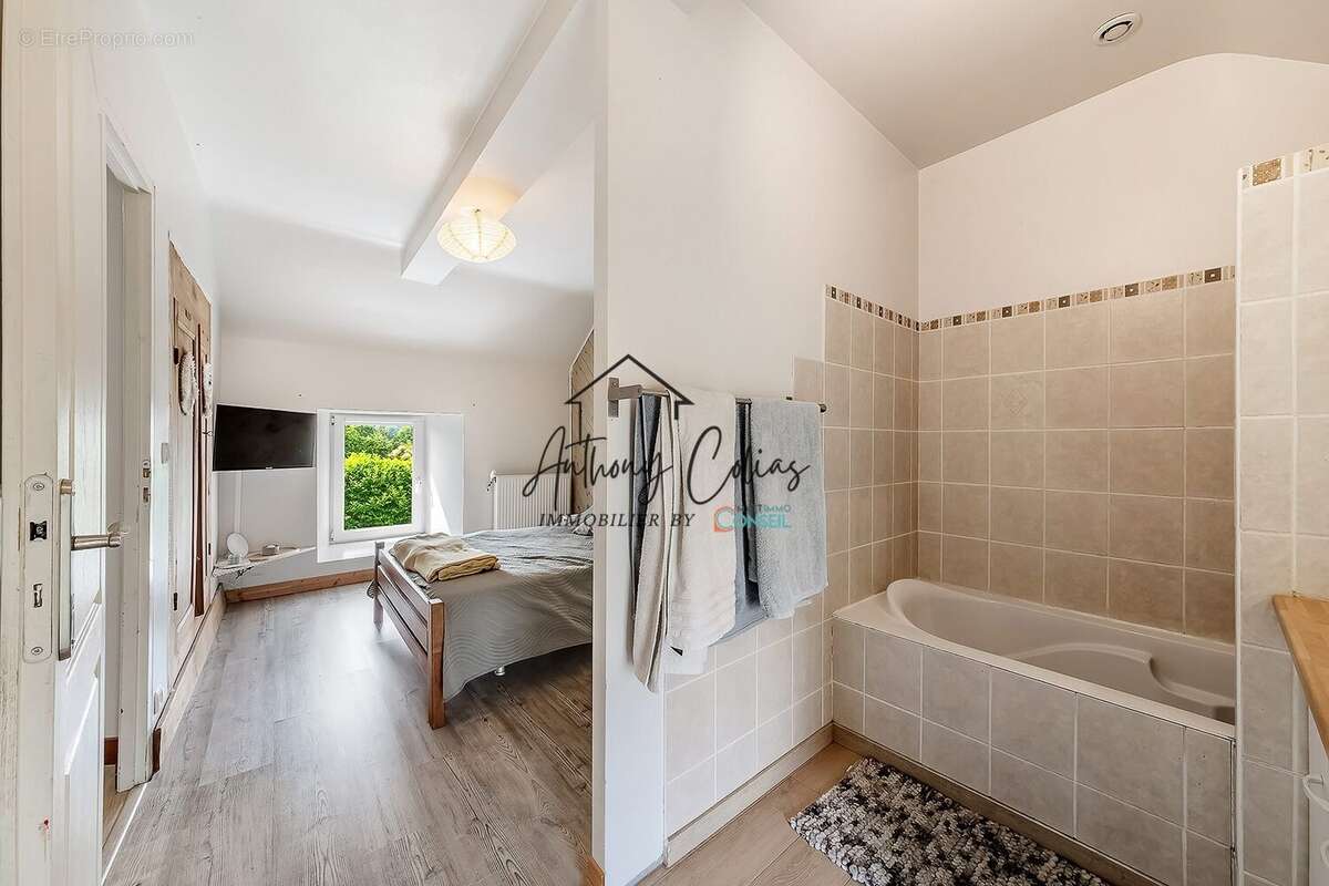 Suite parentale 1 - Maison à MOHON