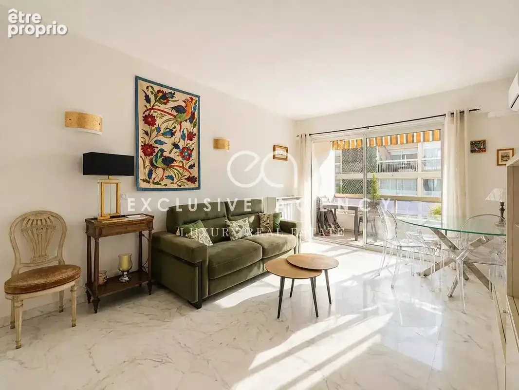 Cannes vente 2 pièces de 46m² - Grande terrasse à 100 m des plages - photo 4