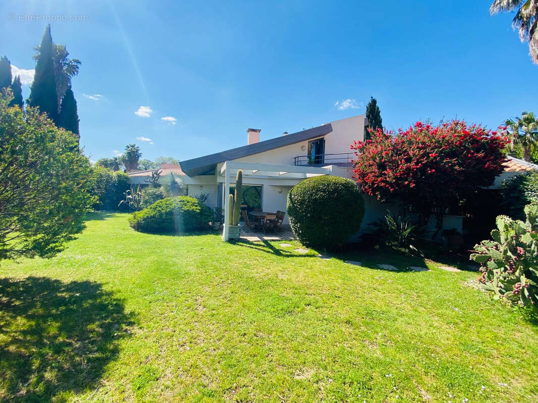 Maison à SAINT-CYPRIEN