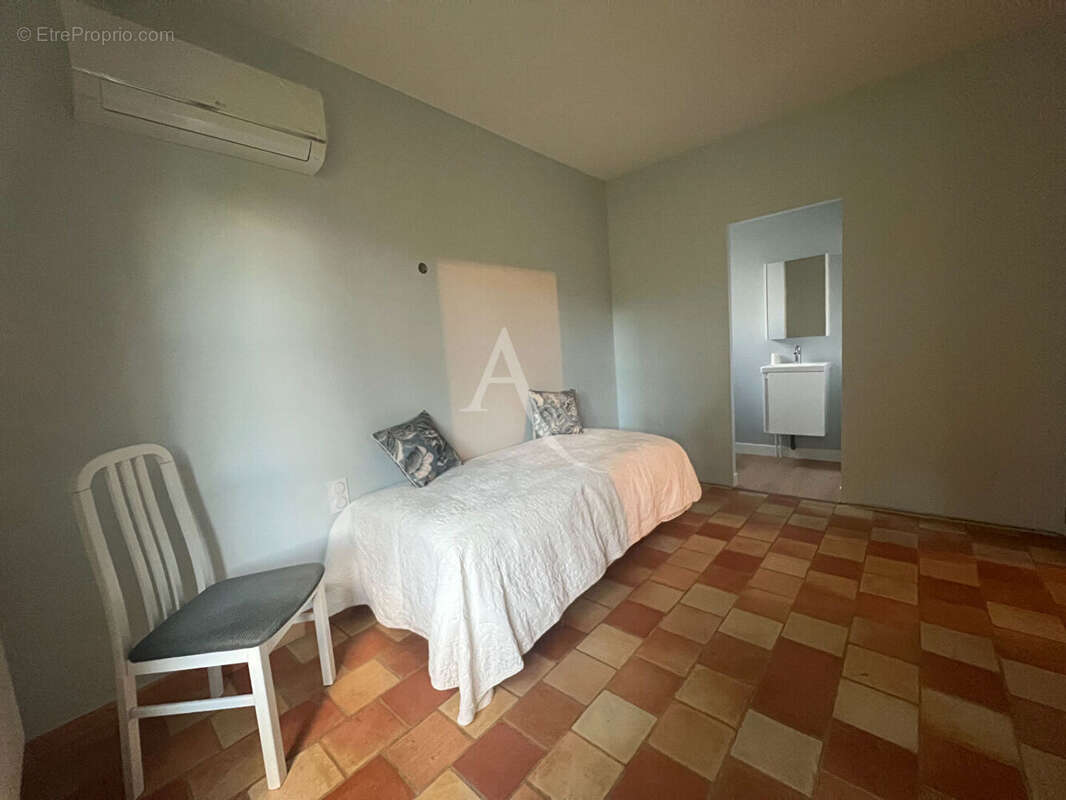 Maison à MONTRICHARD