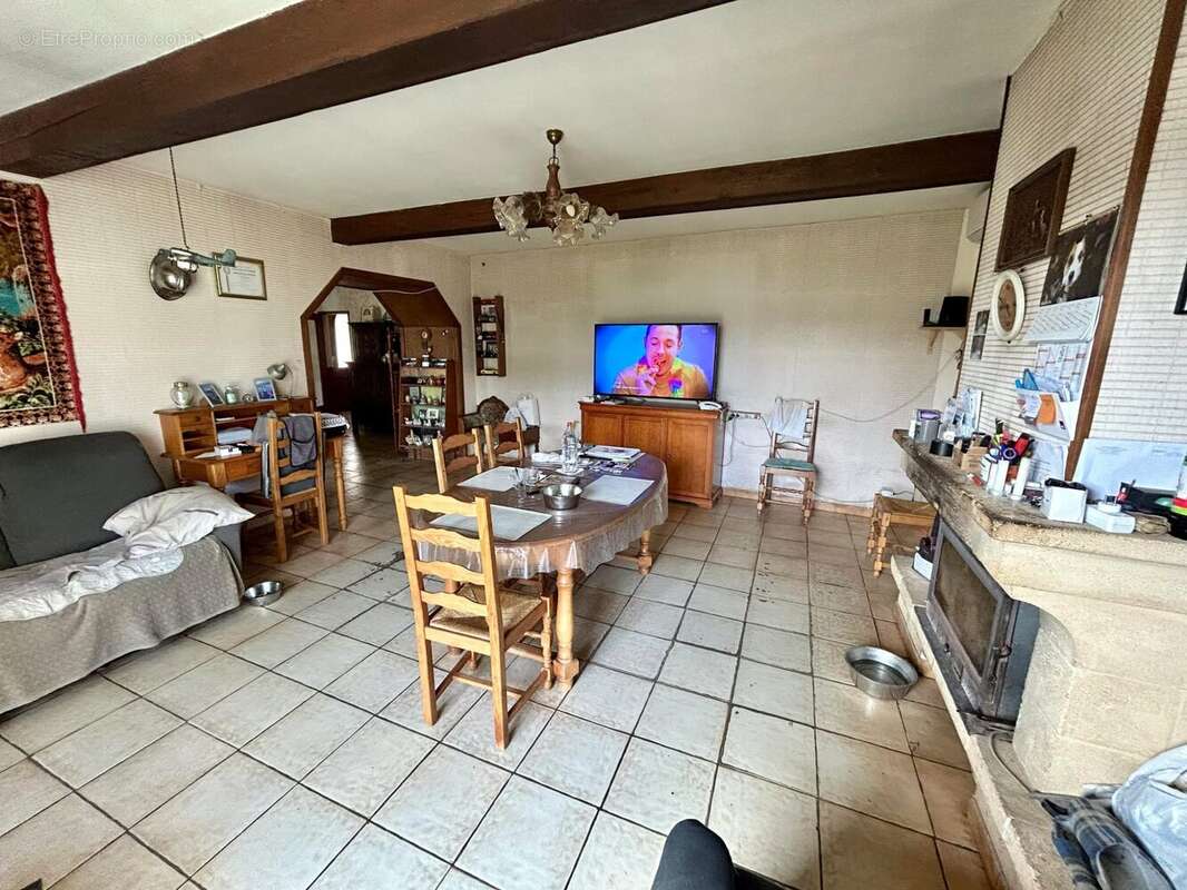 Maison à SAINT-SAUVEUR