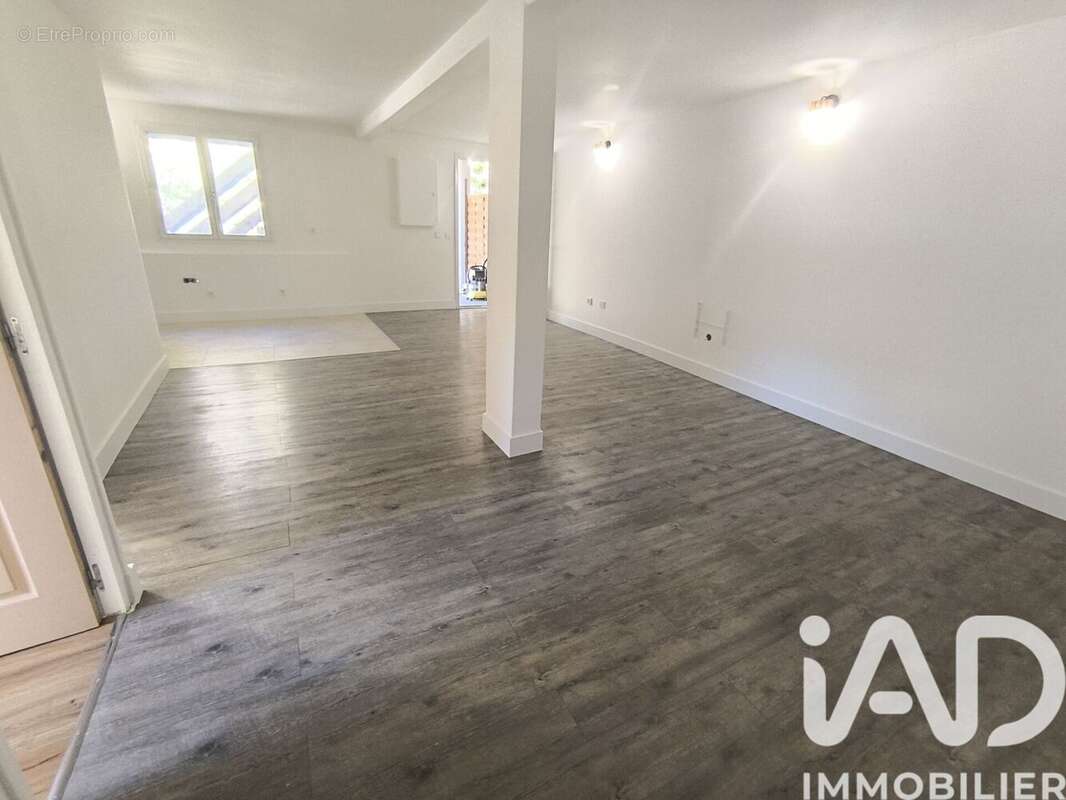 Photo 4 - Appartement à LA BATIE-MONTGASCON