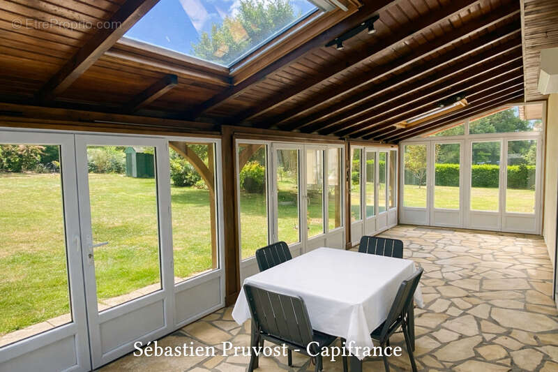 Maison à SAINT-PARDOUX-LA-RIVIERE