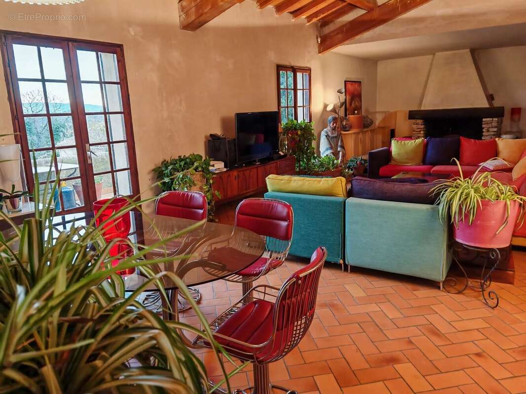 Maison à CAUMONT-SUR-DURANCE