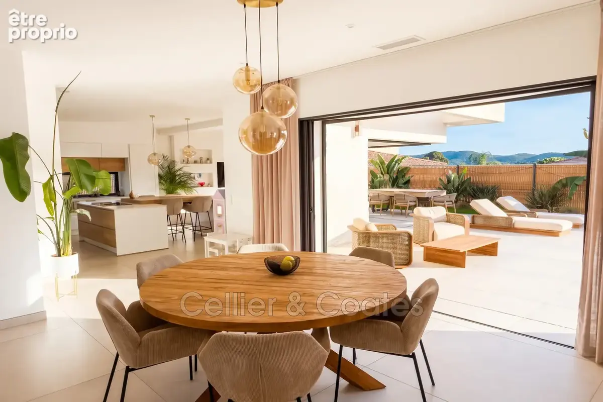 Maison 7 pièces 191 m² à vendre à Bormes-Les-Mimosas (83230) - photo 5