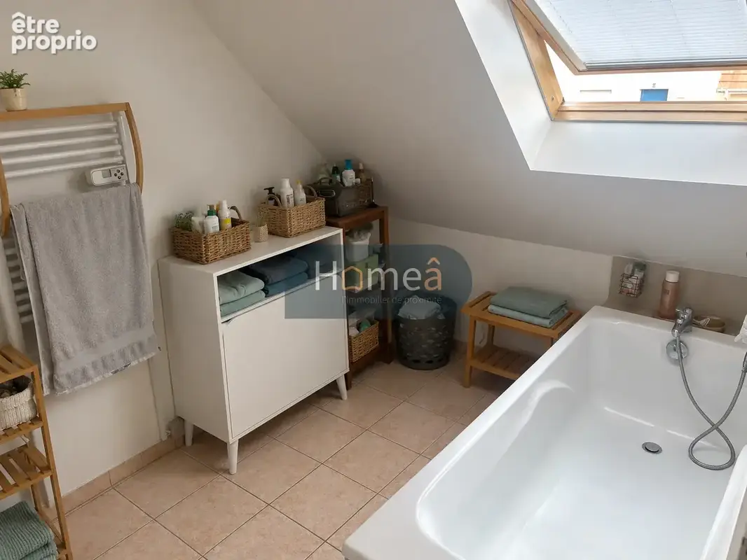 Maison en plein coeur de pissy-poville - photo 6