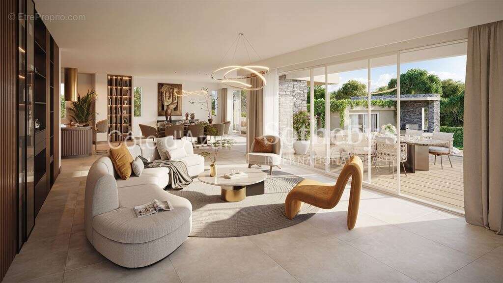 Maison à MOUGINS