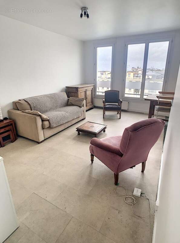 Appartement à PARIS-11E