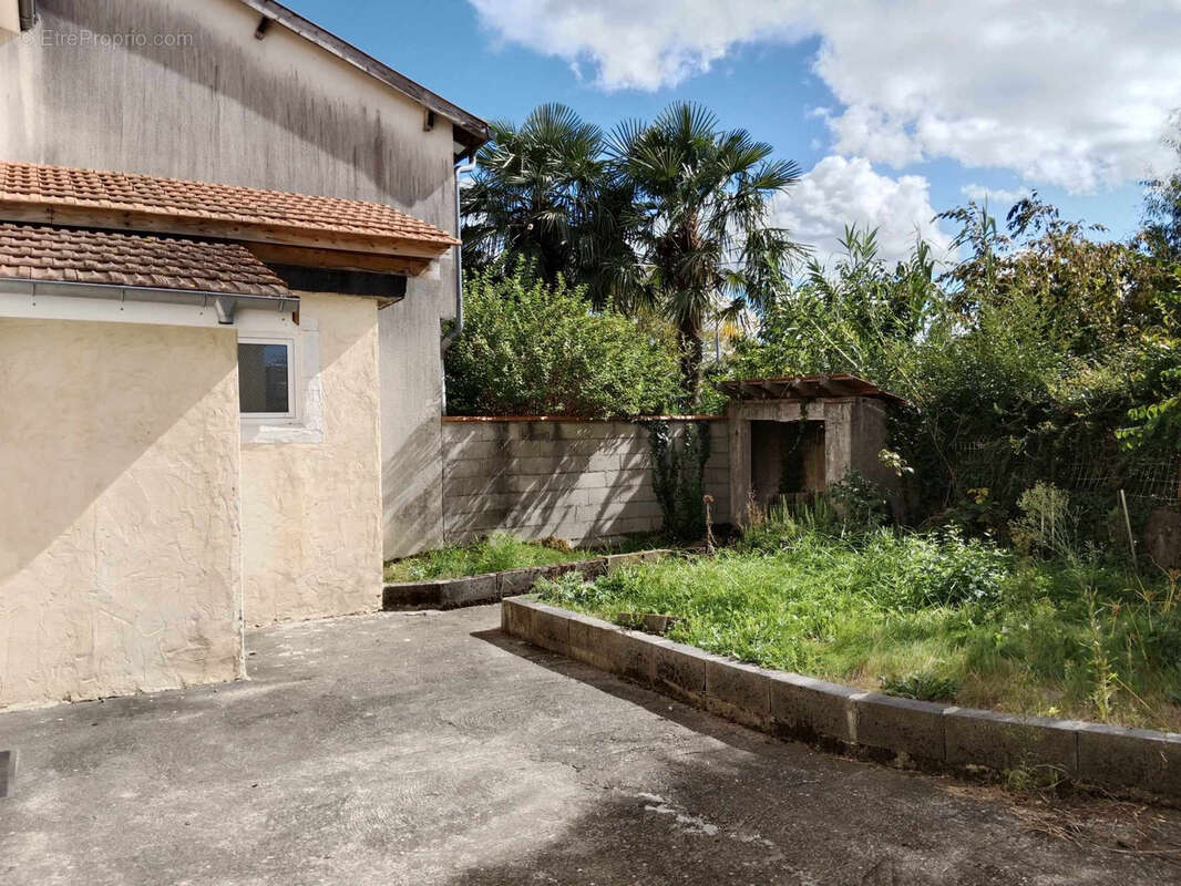 Maison + garage + 2 granges arzacq 64 - photo 2