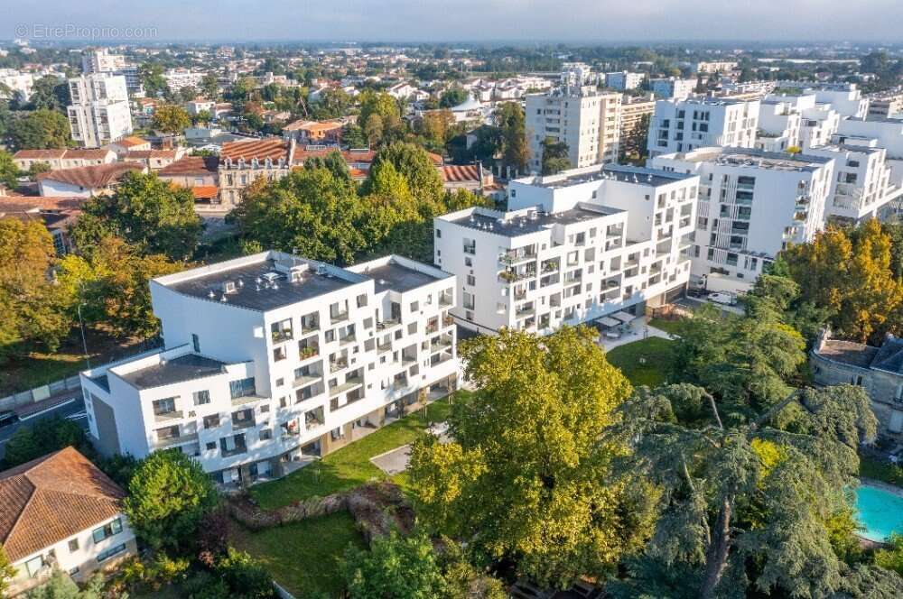 Appartement à LE BOUSCAT
