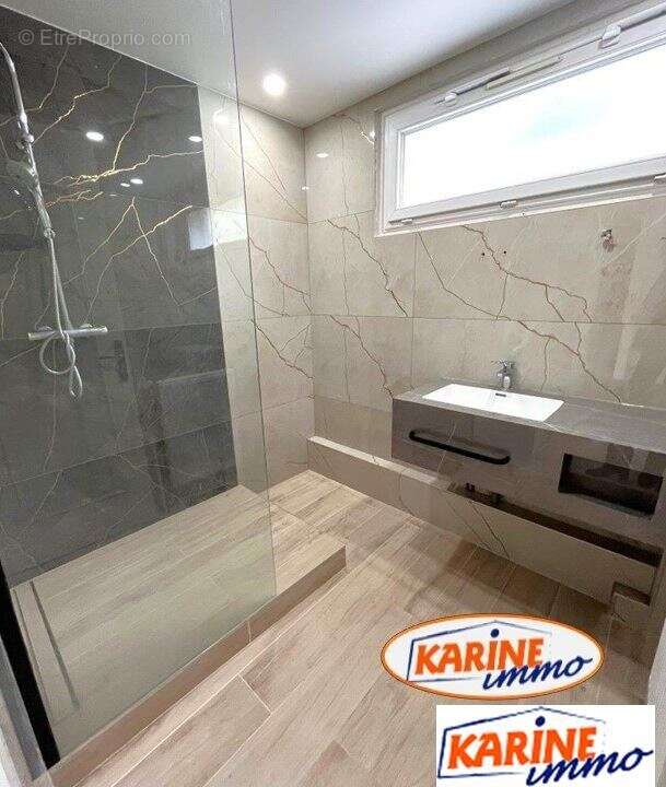 Appartement à FONTAINES-SUR-SAONE