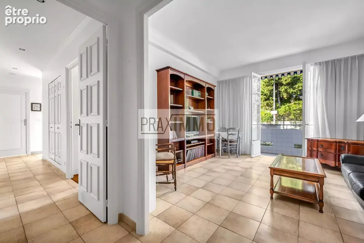 Appartement 3 pièces 82 m² à vendre à Nice (06000) - photo 2
