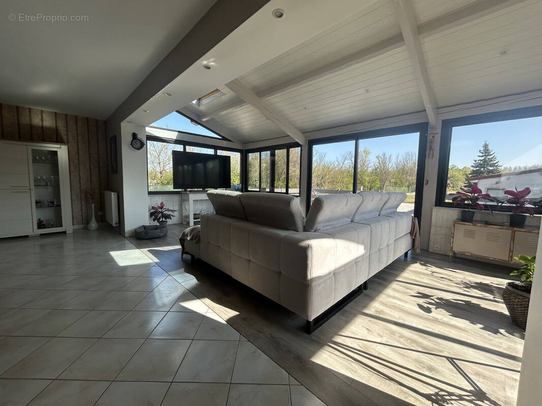 Maison à FRIGNICOURT