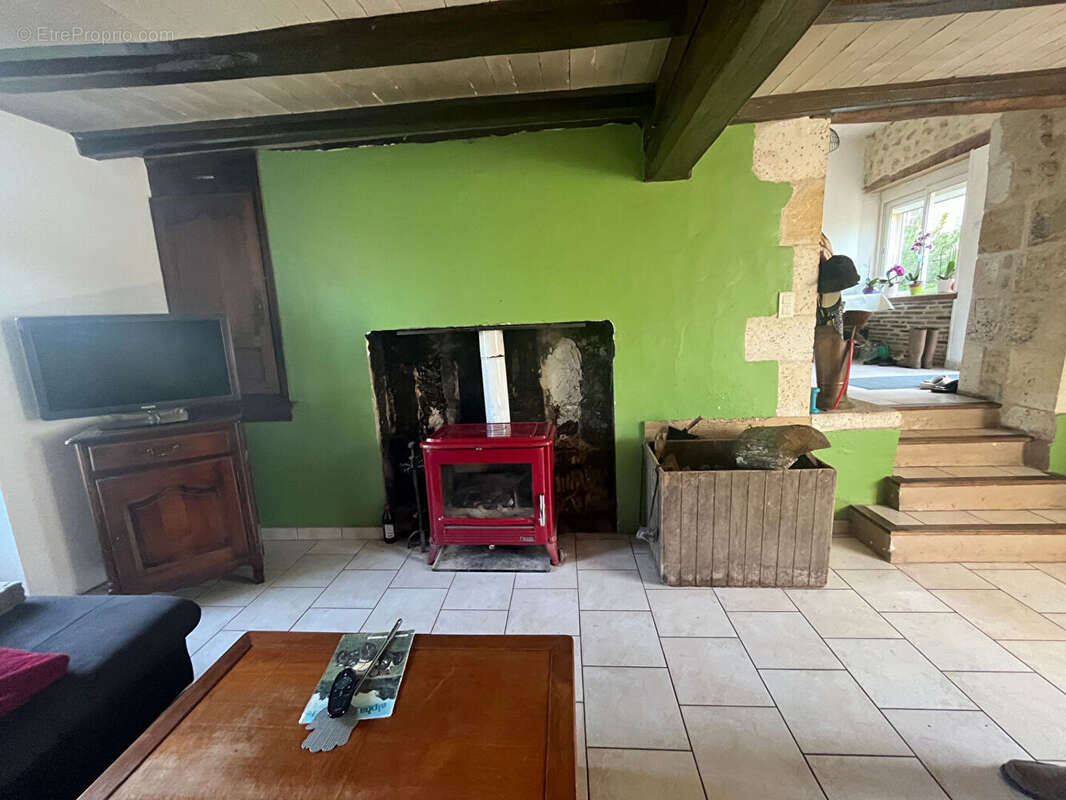 Maison 3 chambres, jardin et dépendances - photo 7