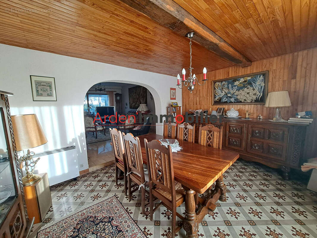 Maison à NOVY-CHEVRIERES