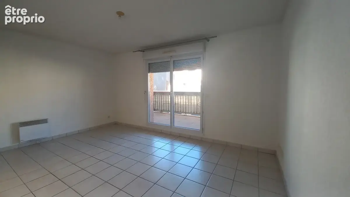Villeneuve-les Béziers, résidence, T3 + terrasse + parking - photo 3