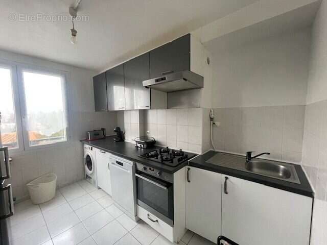 Appartement à LE BLANC-MESNIL