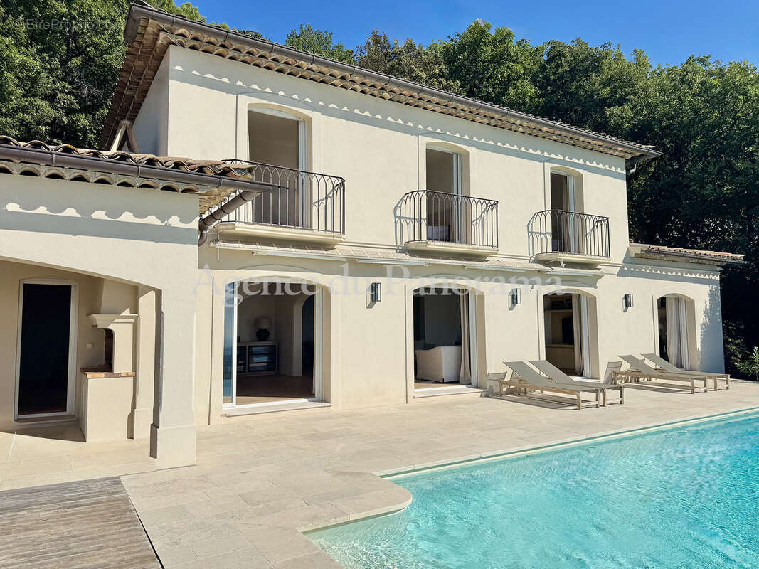 Maison à SPERACEDES