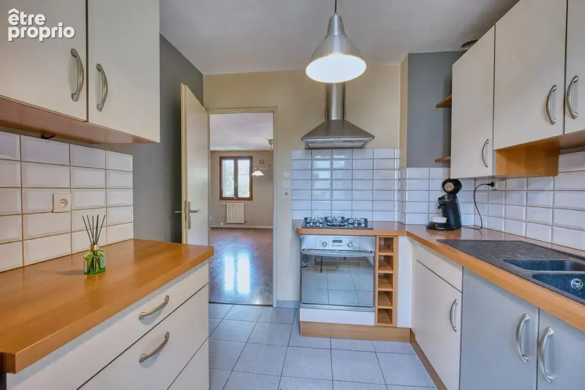 Maison de 5 pièces de 90 m² à Metz - photo 4