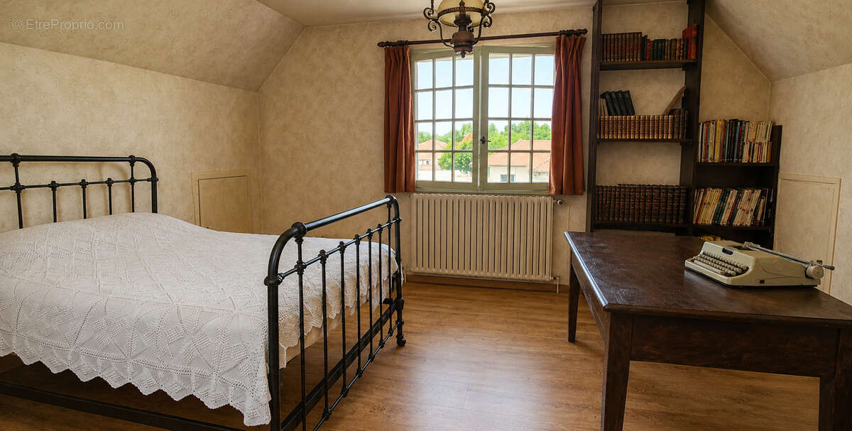 Maison à CREYS-MEPIEU