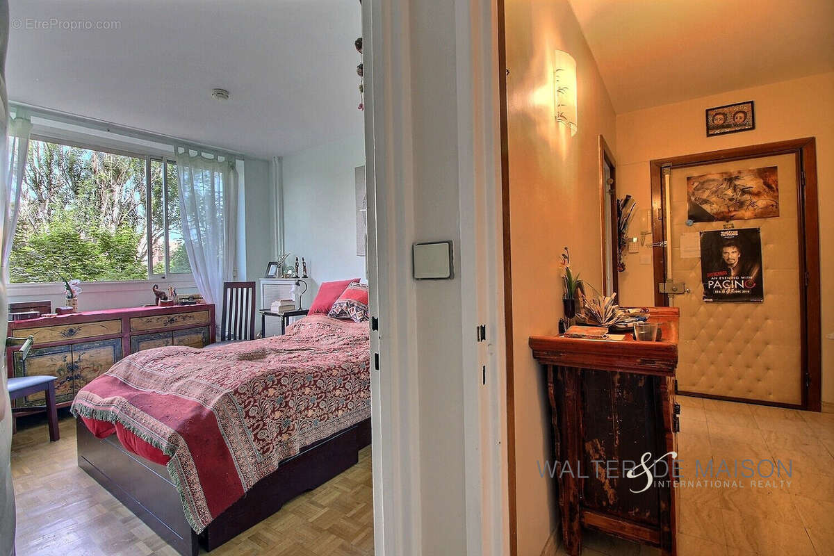 Appartement à PARIS-12E