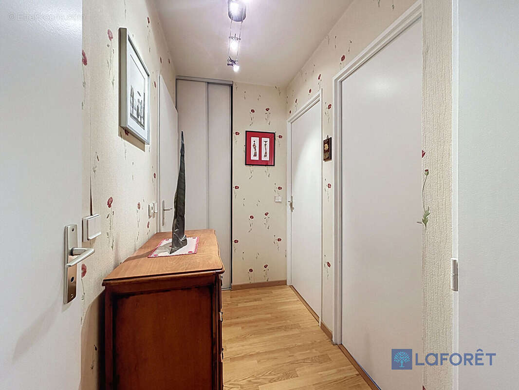 Appartement Arpajon - 3 pièces - 68 m2 - photo 4