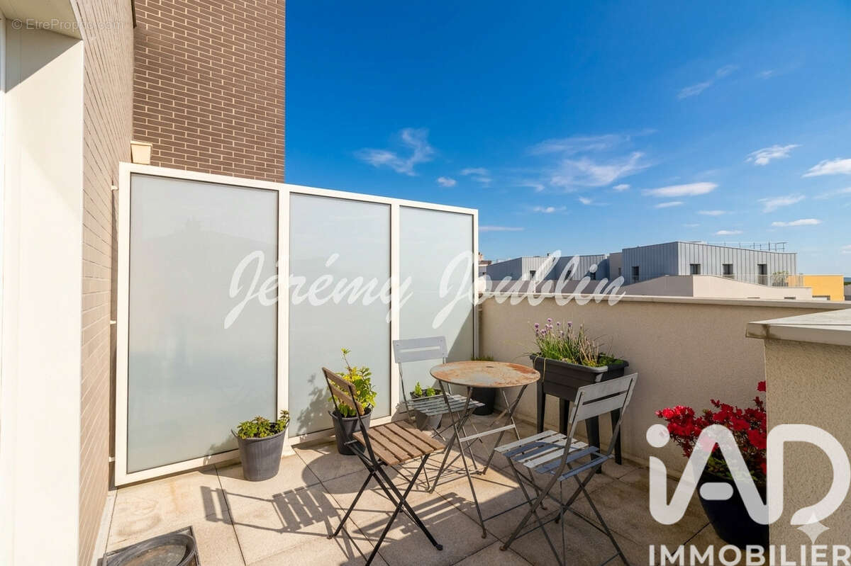Photo 2 - Appartement à CERGY